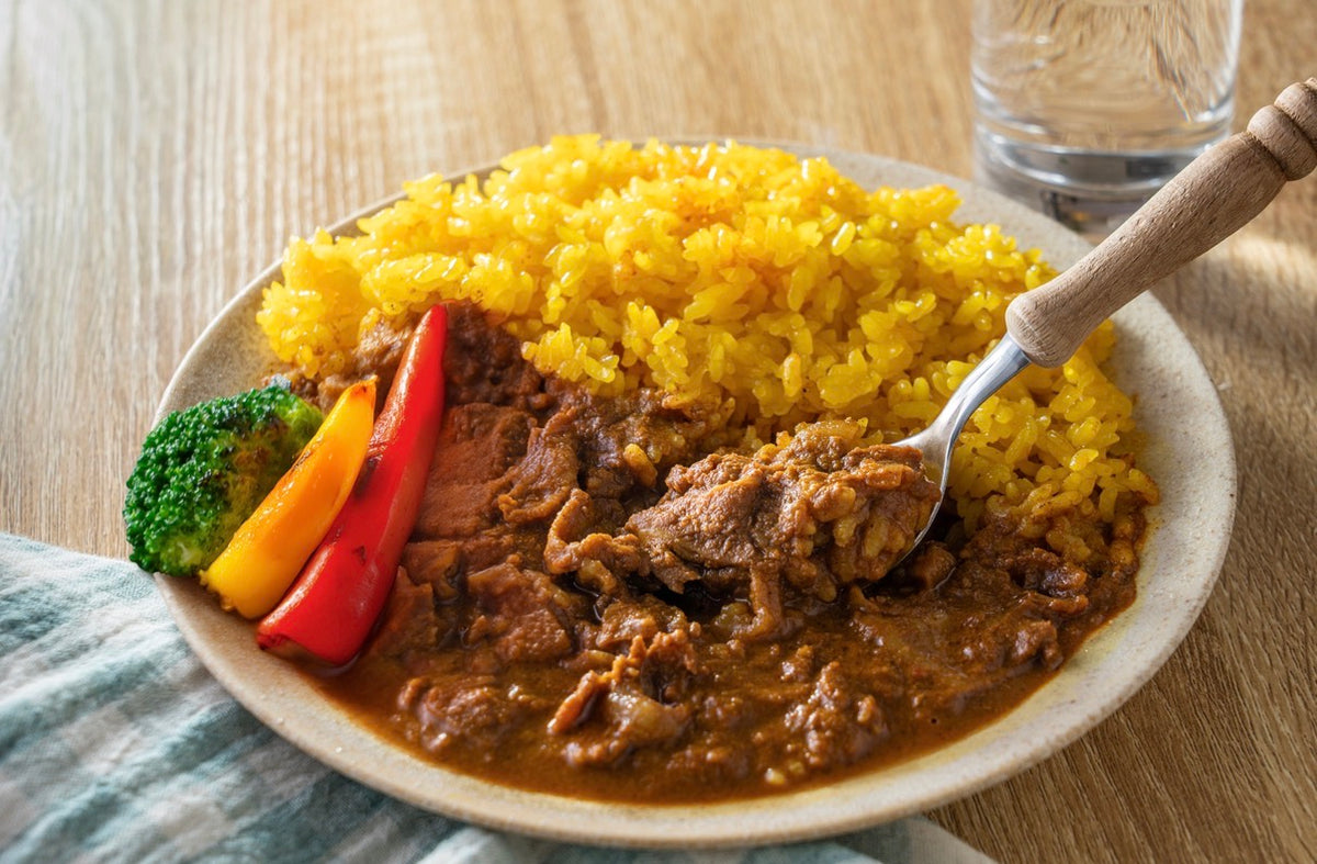 3種のカレー　それでもバラエティセット（バターチキン・ポーク・キーマ）